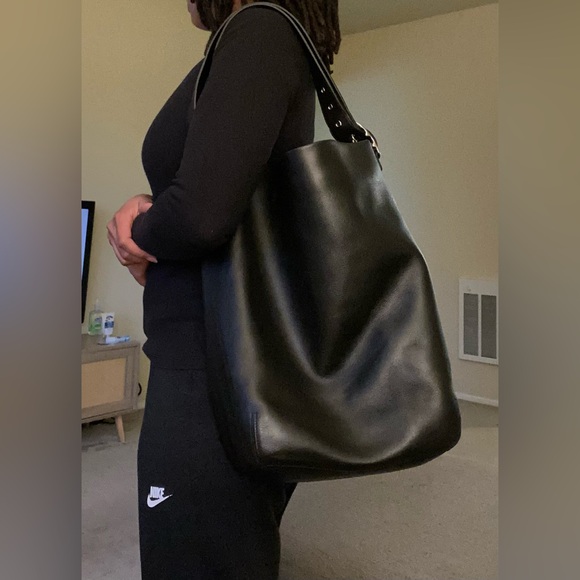 Coach 9151 - Picture 8 of 9